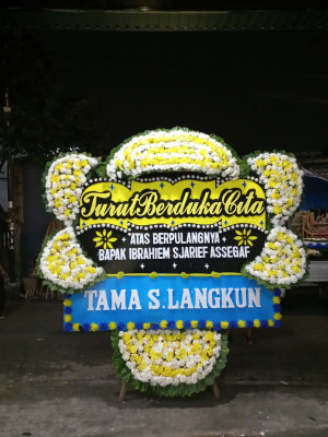 Papan Bunga Duka di Randakari