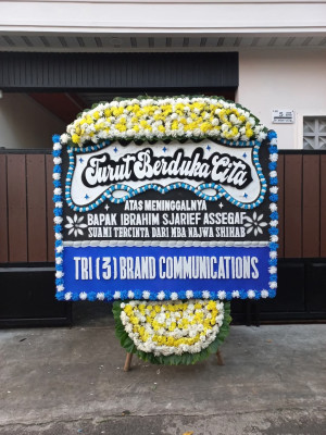 Papan Bunga Duka di Randakari